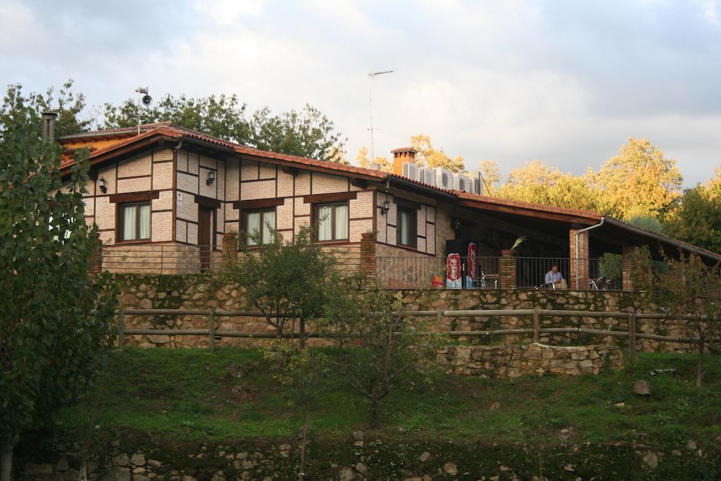 Hostel El Lago, Caceres ハライス・デ・ラ・ベラ エクステリア 写真